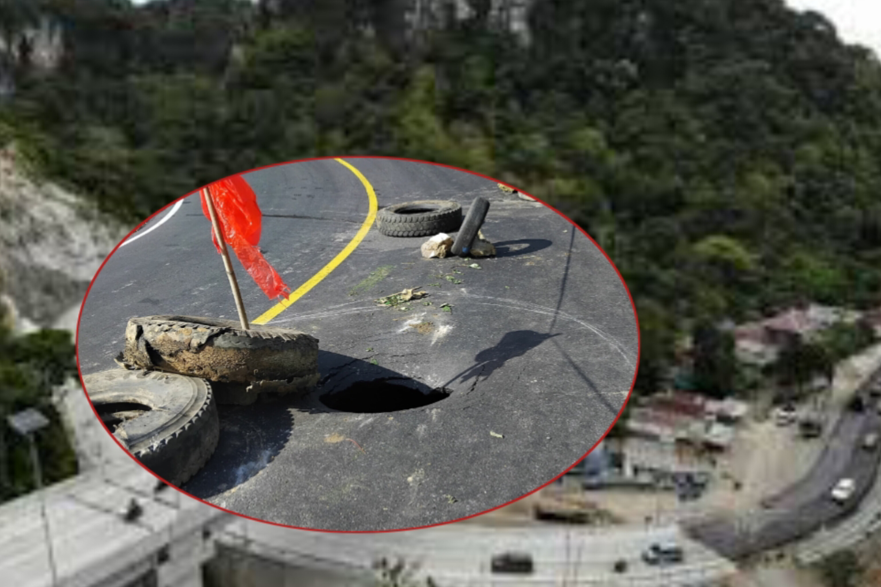 Bahaya Mengintai di KM 60 Maros-Bone: Lubang Sedalam 2 Meter Ditemukan