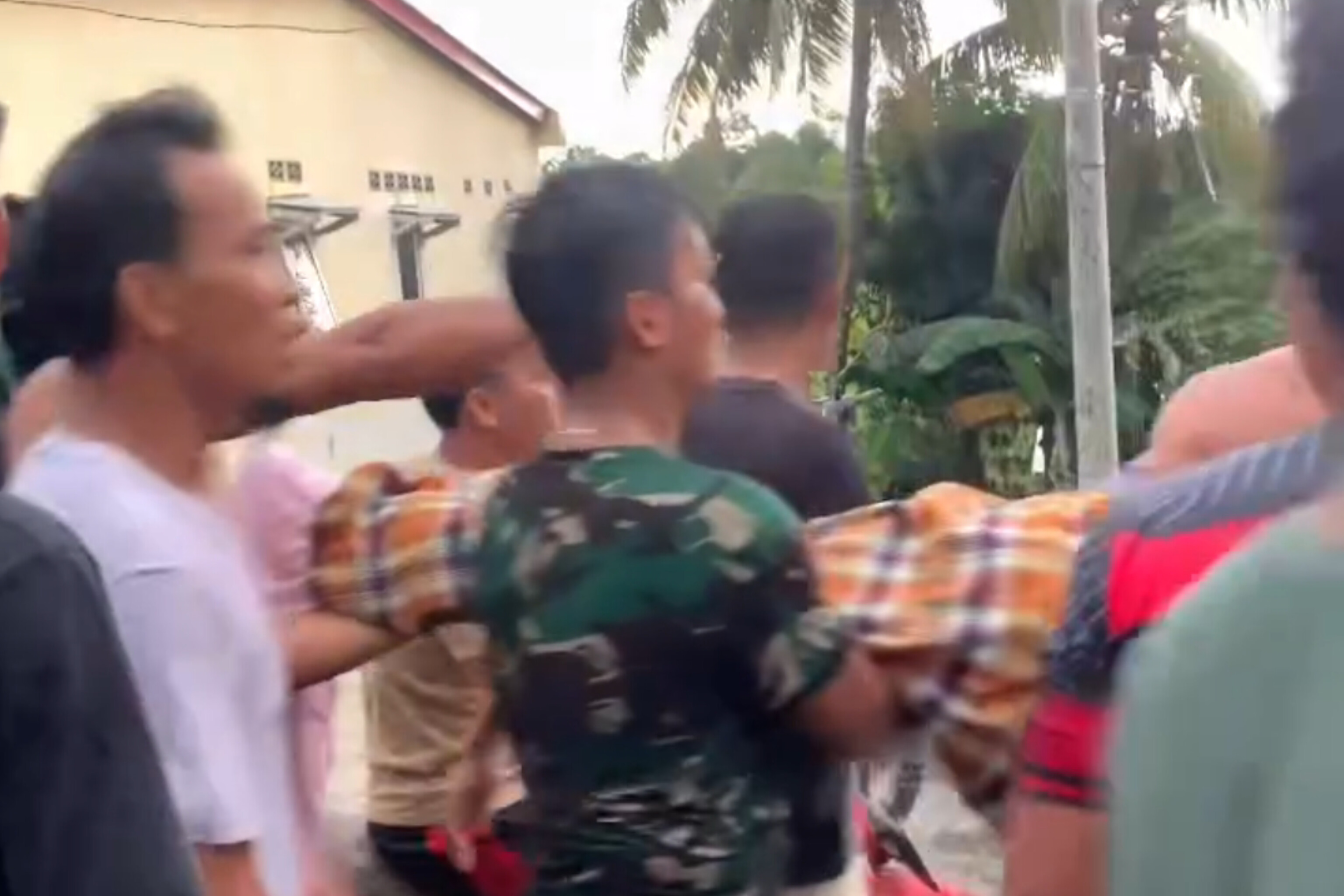 Tragedi di Sungai Rongkong Luwu utara, Anak yang Hanyut Ditemukan Meninggal Dunia