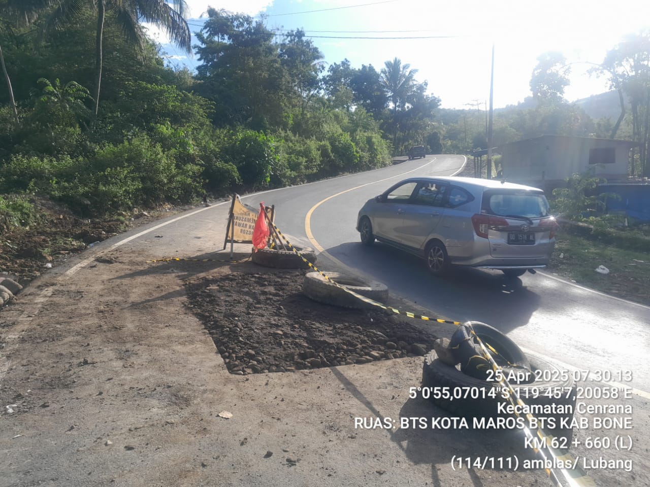 Penimbunan Lubang Sinkhole di Jalur Camba Maros Rampung, Jalur Kini Aman Dilewati Pengendara